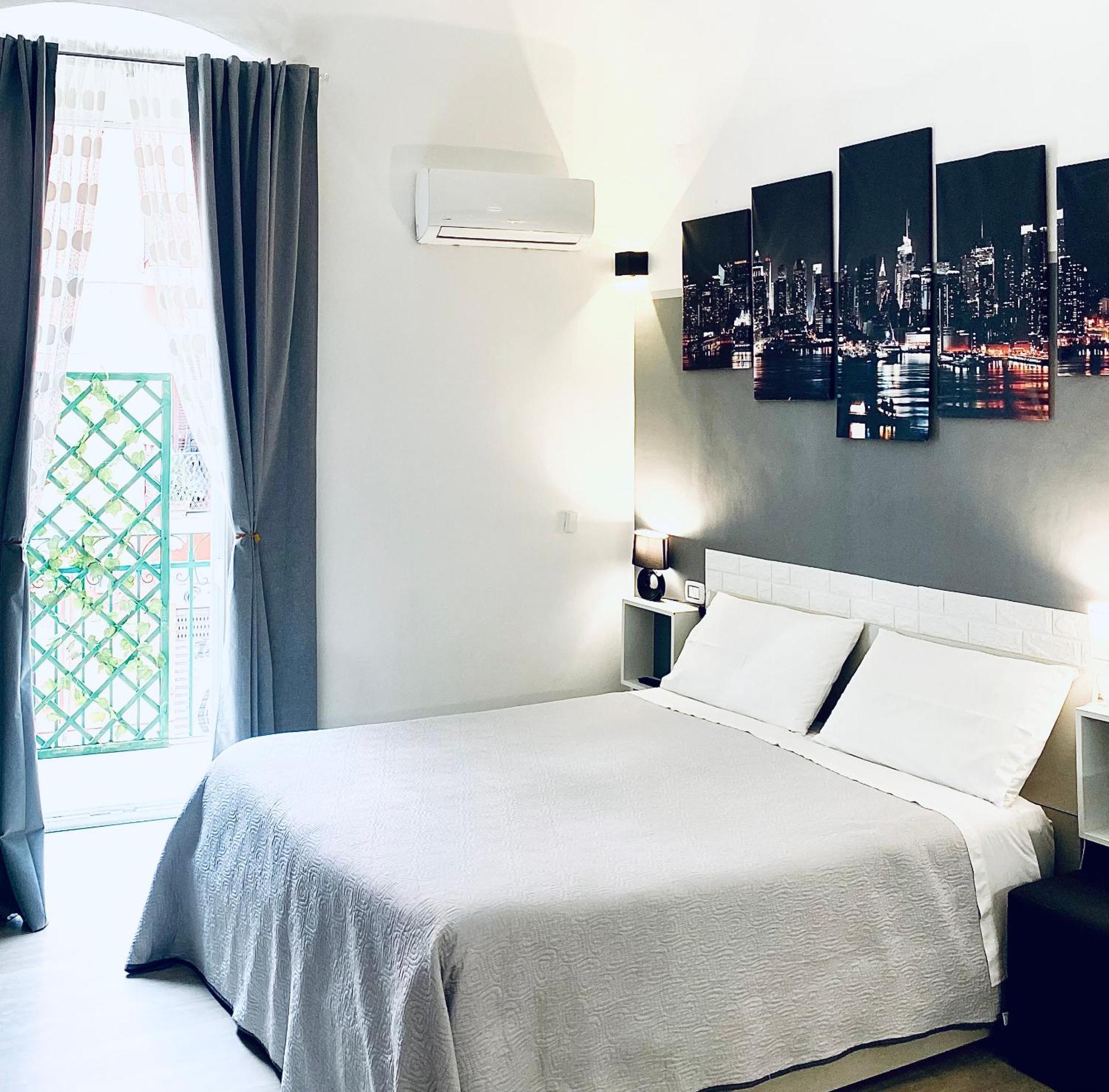 Апартаменты Magda House & Parking Бари Экстерьер фото